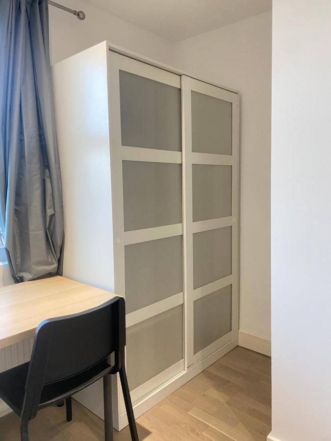 Cozy En-Suite Near Stratford Londra Exterior foto